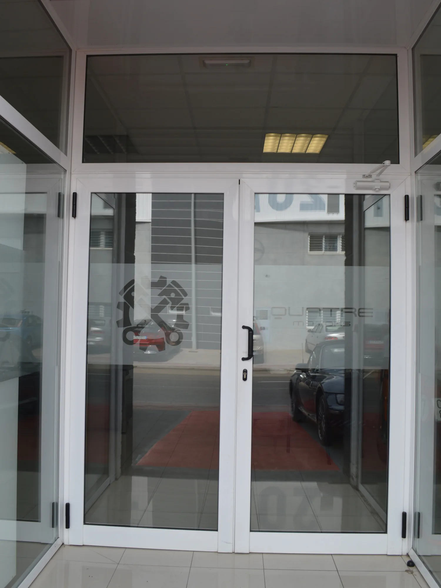 TALLER 30 02 recepcion oficina entrada