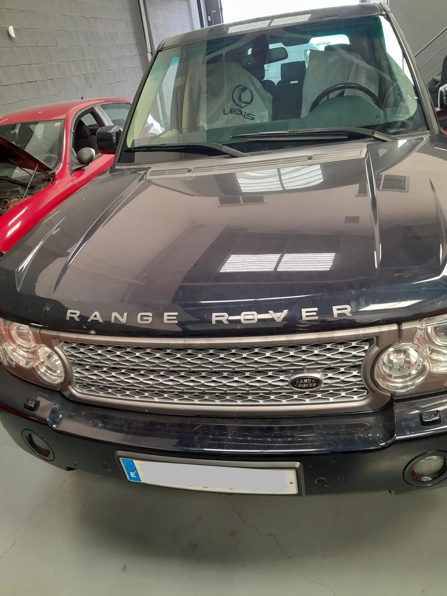 TALLER 39 11 range rover reparado